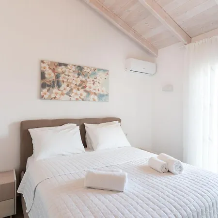 Sunnyvale Apartment *